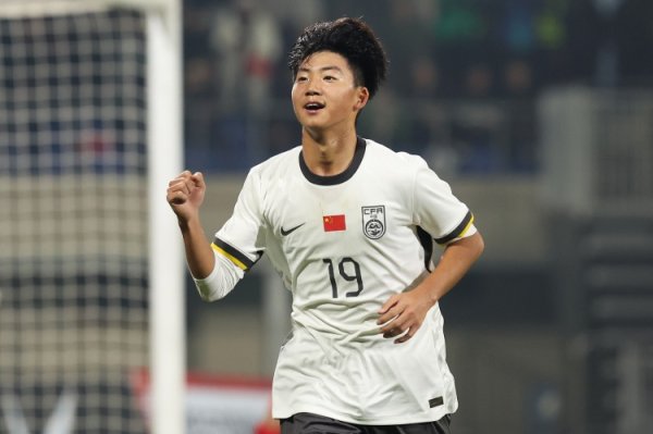 股票配资排排 万项本届U17亚洲杯创造23次机会所有球员最多，领先第二名11次
